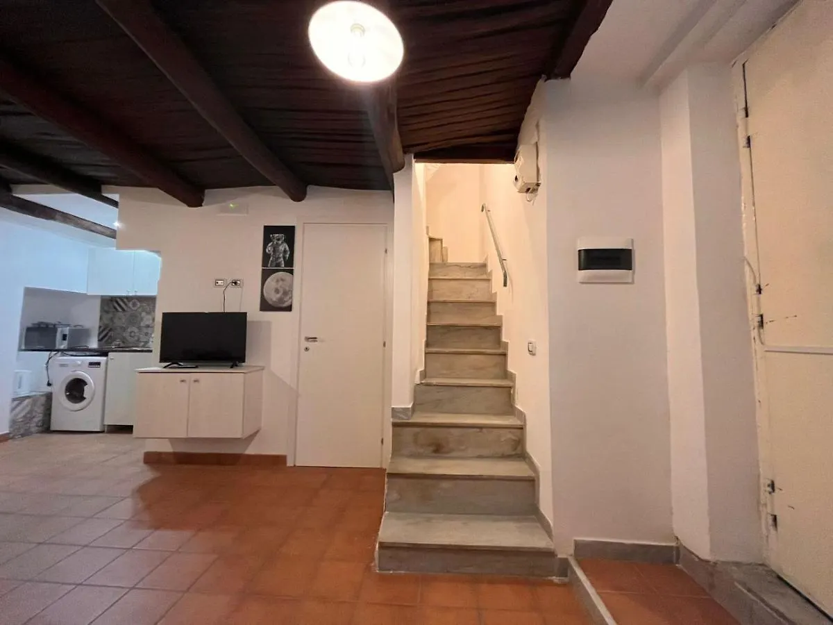 Appartamento House Of The Night Napoli 0*,  Italia